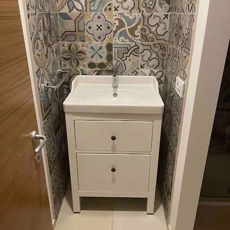 Casa Bruni 104 公寓 *